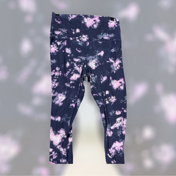 Lululemon Align High-Rise Pant 25"
Circulate Tie Dye Mineral Blue Multi - Picture 2 of 3